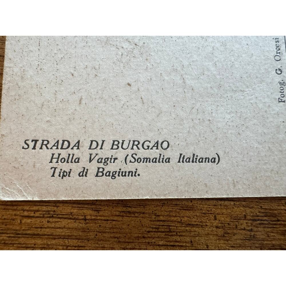 RARE Vintage Italian Somaliland Somalia Bajuni People Strada di Burgao Postcard - Picture 3 of 8